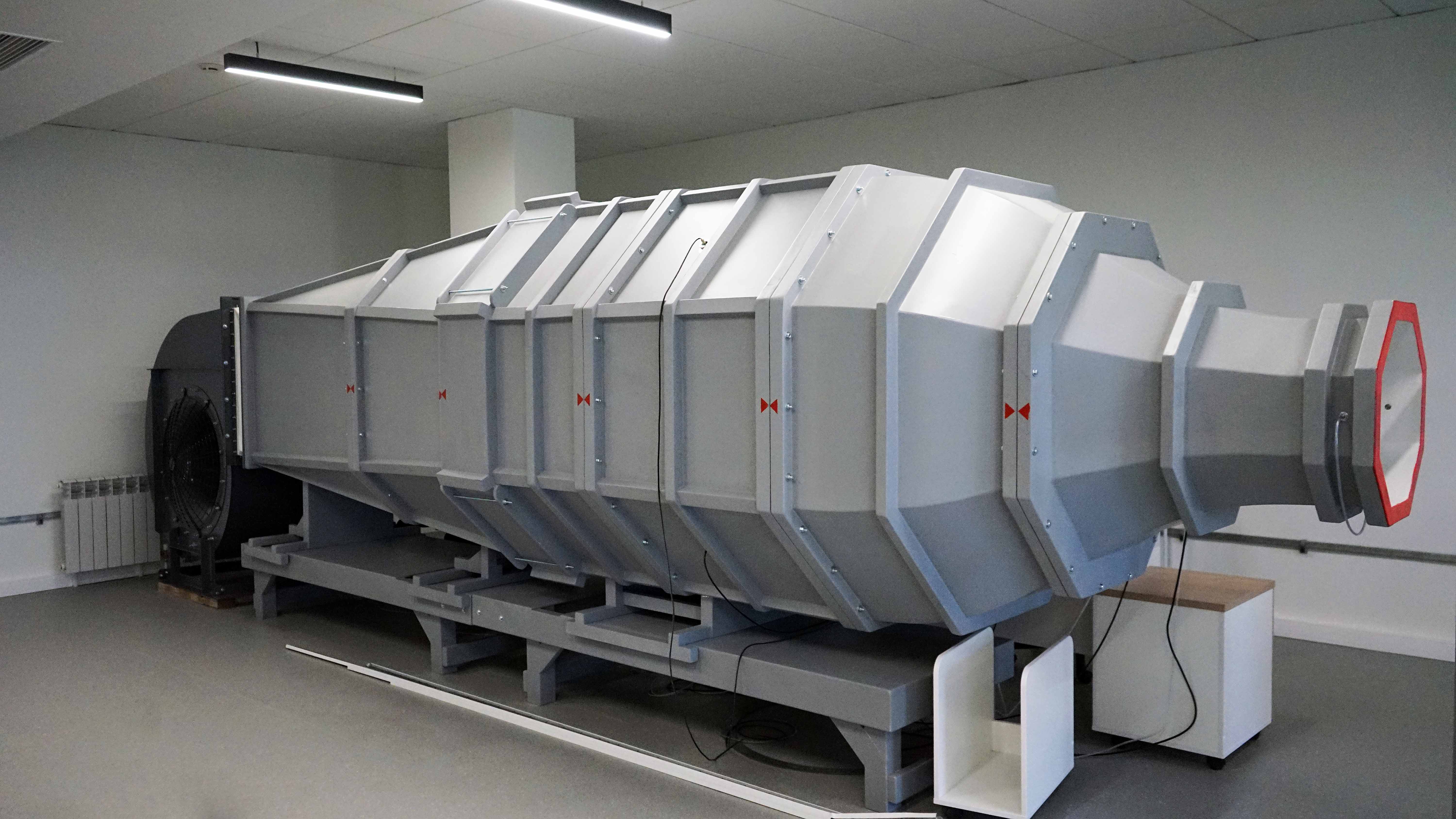 Первая высокоточная установка по поверке приборов, определяющих скорость и направление потока воздуха, запущена в регионе